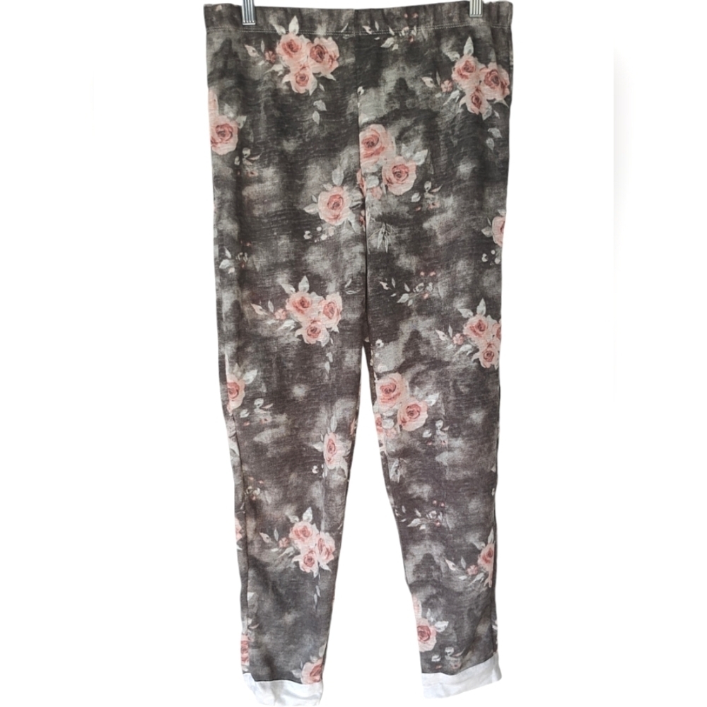 Pajama Set - Picture 4 of 9